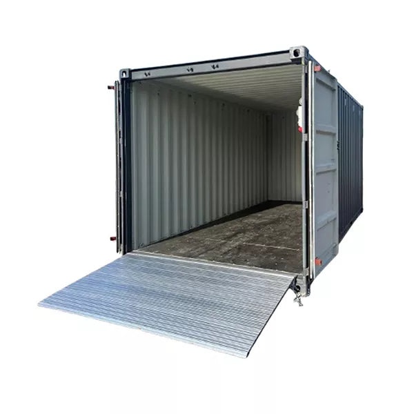 Containerrampe – Breite 2200 mm – Länge 1560 mm – Max. Belastung 1 t – Höhenunterschied 100 bis 159 mm