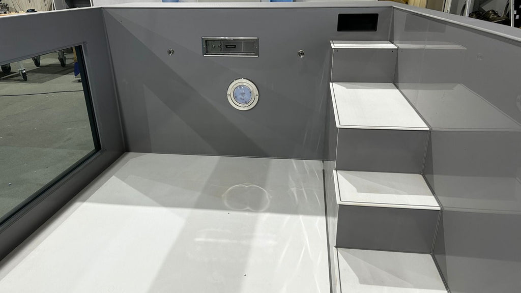 Pool aus Polypropylen 6,5m x 2,5m mit 4m Poolfenster